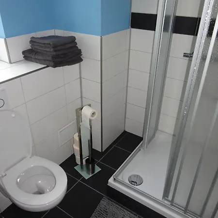 Franks Kleines In 4*